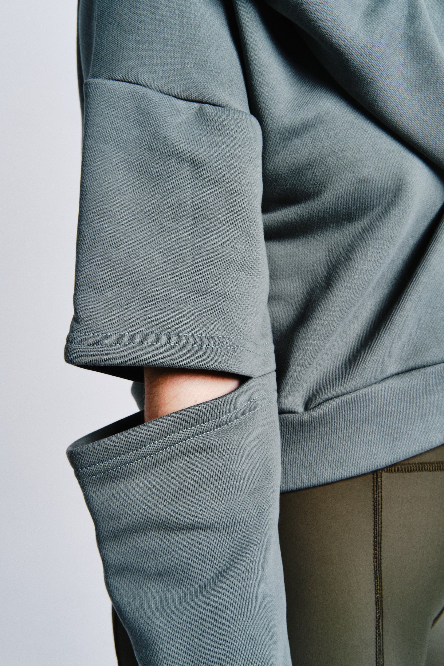 Elbow-Slit Hoodie